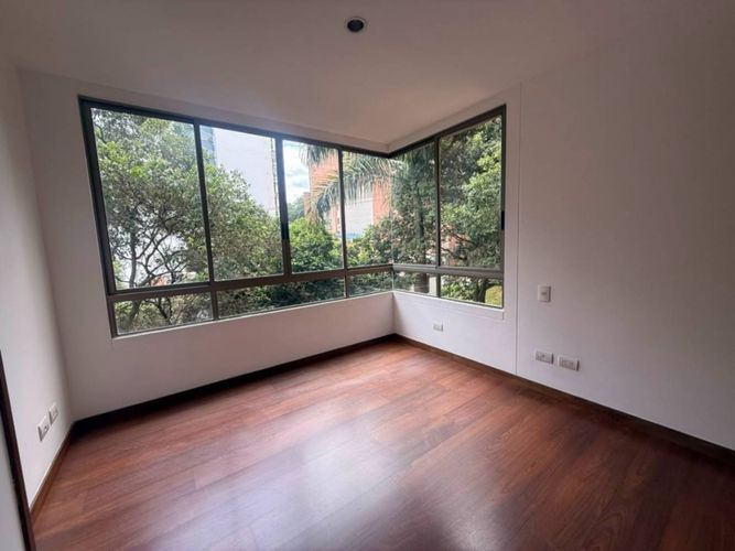 Apartamento de 3 alcobas en venta en Cabecera Del Llano, Bucaramanga, 128 m² · foto 8 de 11