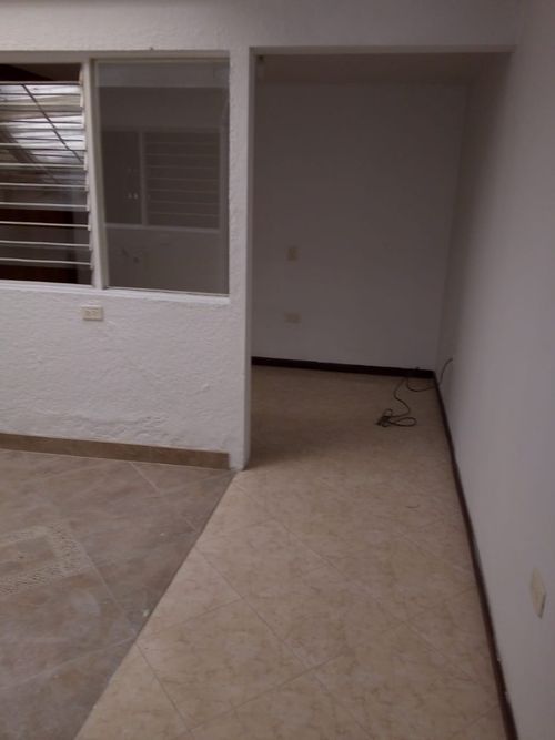 Oficina en arriendo en San Marcos, Envigado, 120 m² · foto 5 de 9