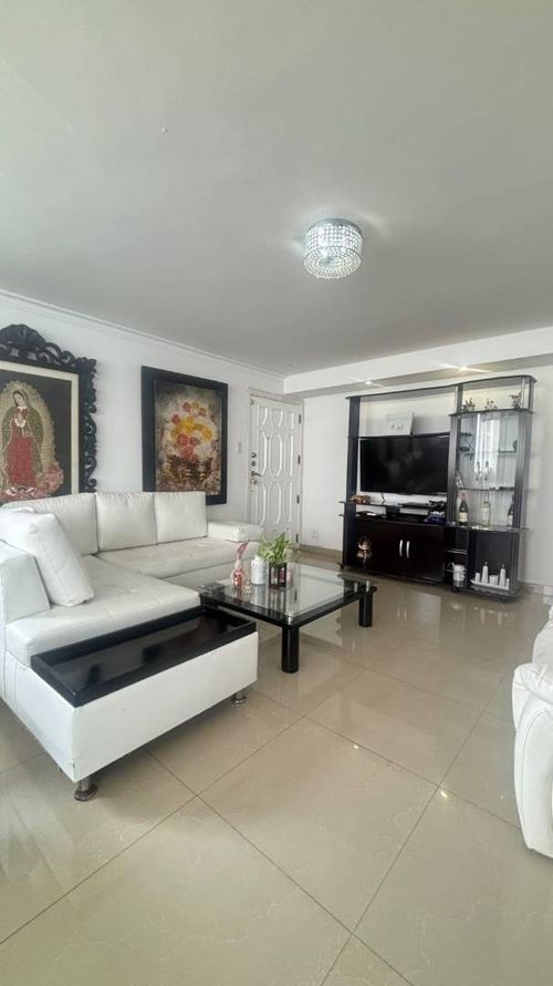 Apartamento de 3 alcobas en venta en Manga, Cartagena, 123 m² · foto 6 de 21