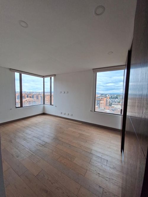 Apartamento de 3 alcobas en venta en Ciudad Salitre, Bogotá, 170 m² · foto 17 de 22
