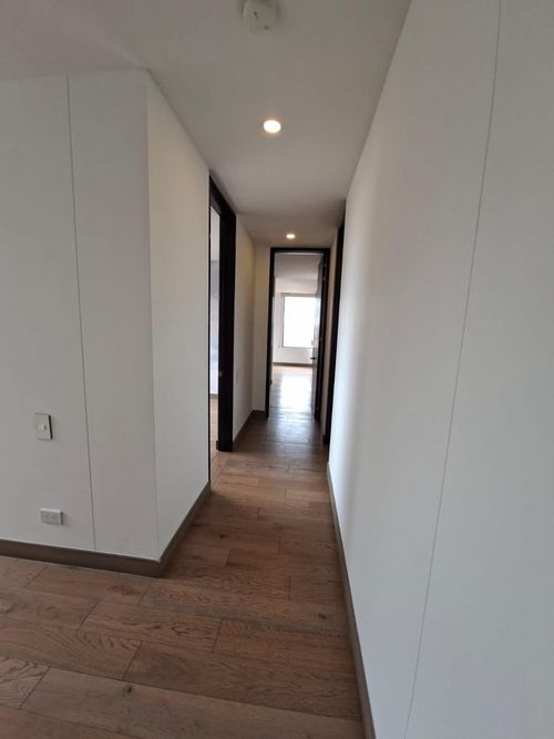 Apartamento de 3 alcobas en venta en Ciudad Salitre, Bogotá, 170 m² · foto 14 de 22