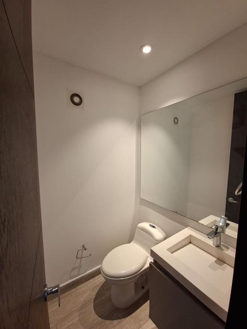 Apartamento de 3 alcobas en venta en Ciudad Salitre, Bogotá, 170 m² · foto 13 de 22