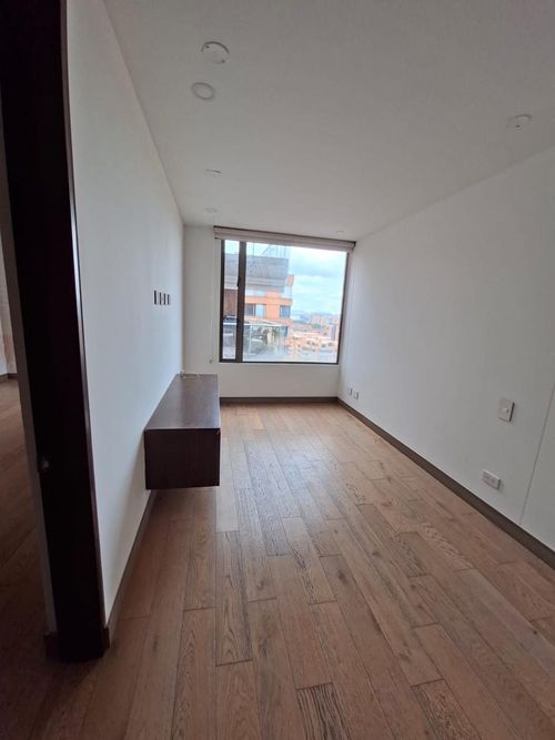 Apartamento de 3 alcobas en venta en Ciudad Salitre, Bogotá, 170 m² · foto 10 de 22