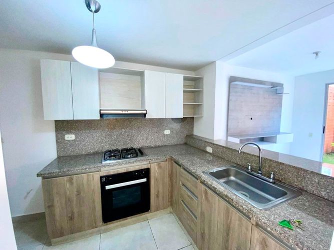 Casa de 3 alcobas en venta en Ciudad Pangola, Jamundí, 120 m² · foto 5 de 12