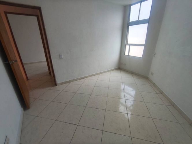 Oficina en arriendo en La Candelaria, Medellín, 100 m² · foto 4 de 12