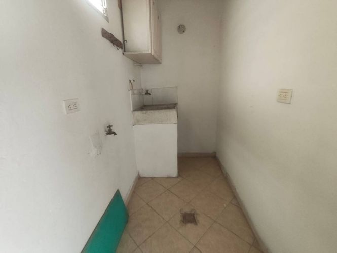 Oficina en arriendo en La Candelaria, Medellín, 100 m² · foto 7 de 12