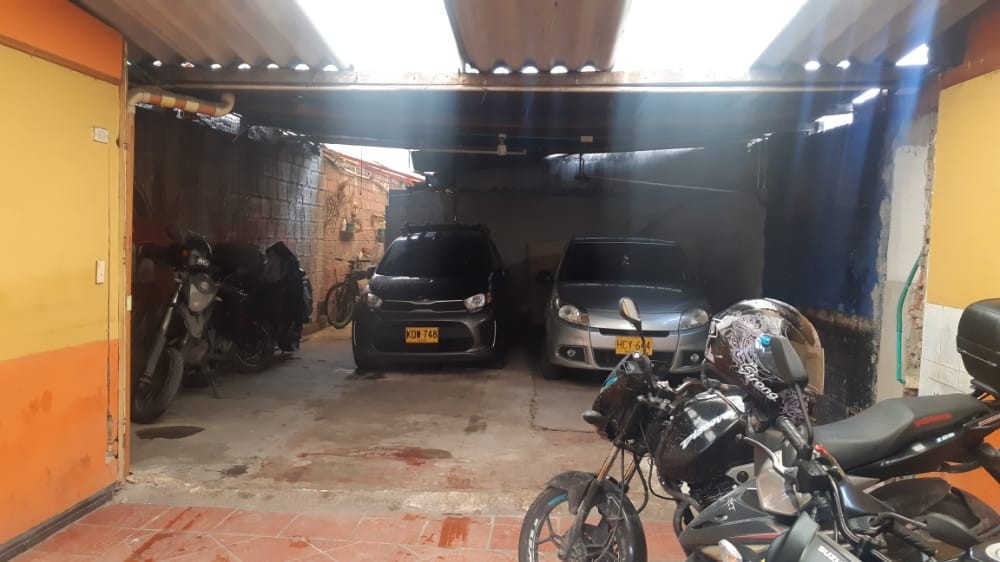 Casa en venta en Galan, Bogotá · foto 2 de 4