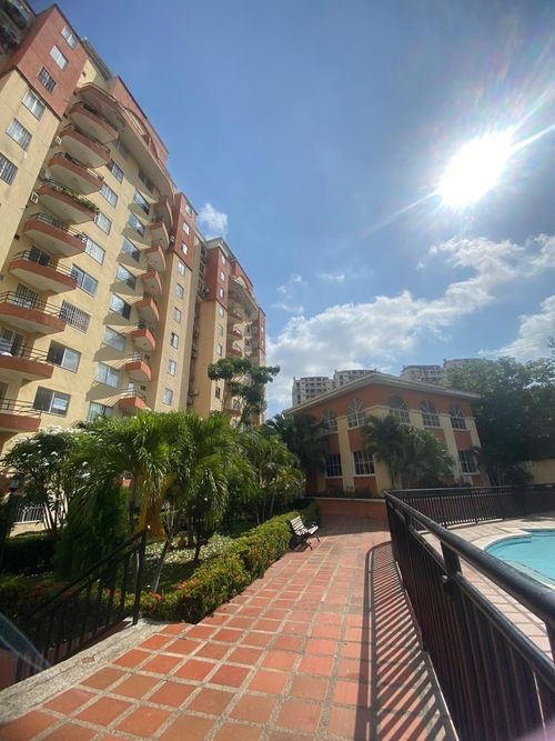 Apartamento de 3 alcobas en arriendo en Cr.Parque La 100, Barranquilla, 80 m² · foto 3 de 21