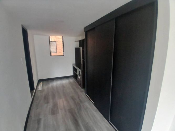 Apartamento de 2 alcobas en venta en Santa Barbara, Bogotá, 83 m² · foto 19 de 24