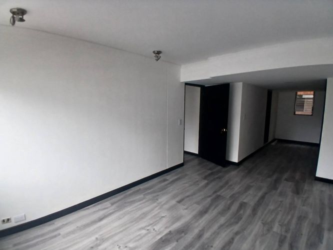 Apartamento de 2 alcobas en venta en Santa Barbara, Bogotá, 83 m² · foto 20 de 24