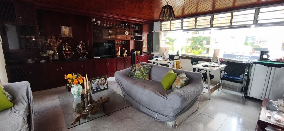 Apartamento de 4 alcobas en venta en Mejoras Publicas, Bucaramanga, 194 m² · foto 6 de 16