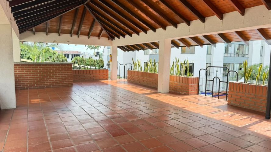 Apartamento de 3 alcobas en venta en Diamante 2, Bucaramanga, 89 m² · foto 2 de 11
