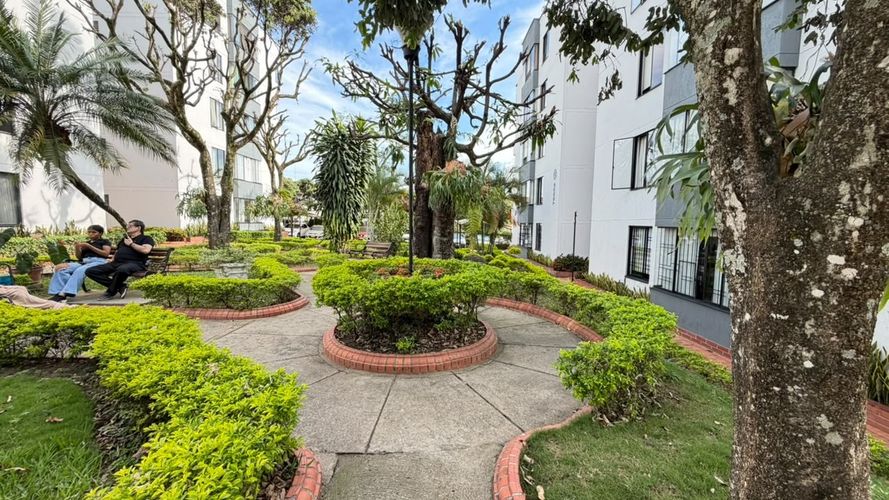 Apartamento de 3 alcobas en venta en Diamante 2, Bucaramanga, 89 m² · foto 5 de 11