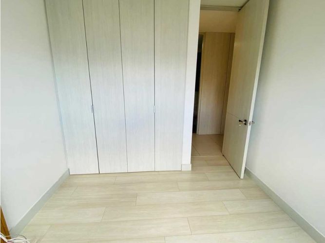 Apartamento en arriendo en Loma Del Chocho, Envigado · foto 9 de 22