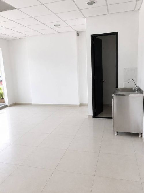 Local en arriendo en Anillo Vial, Floridablanca, 32 m² · foto 4 de 6