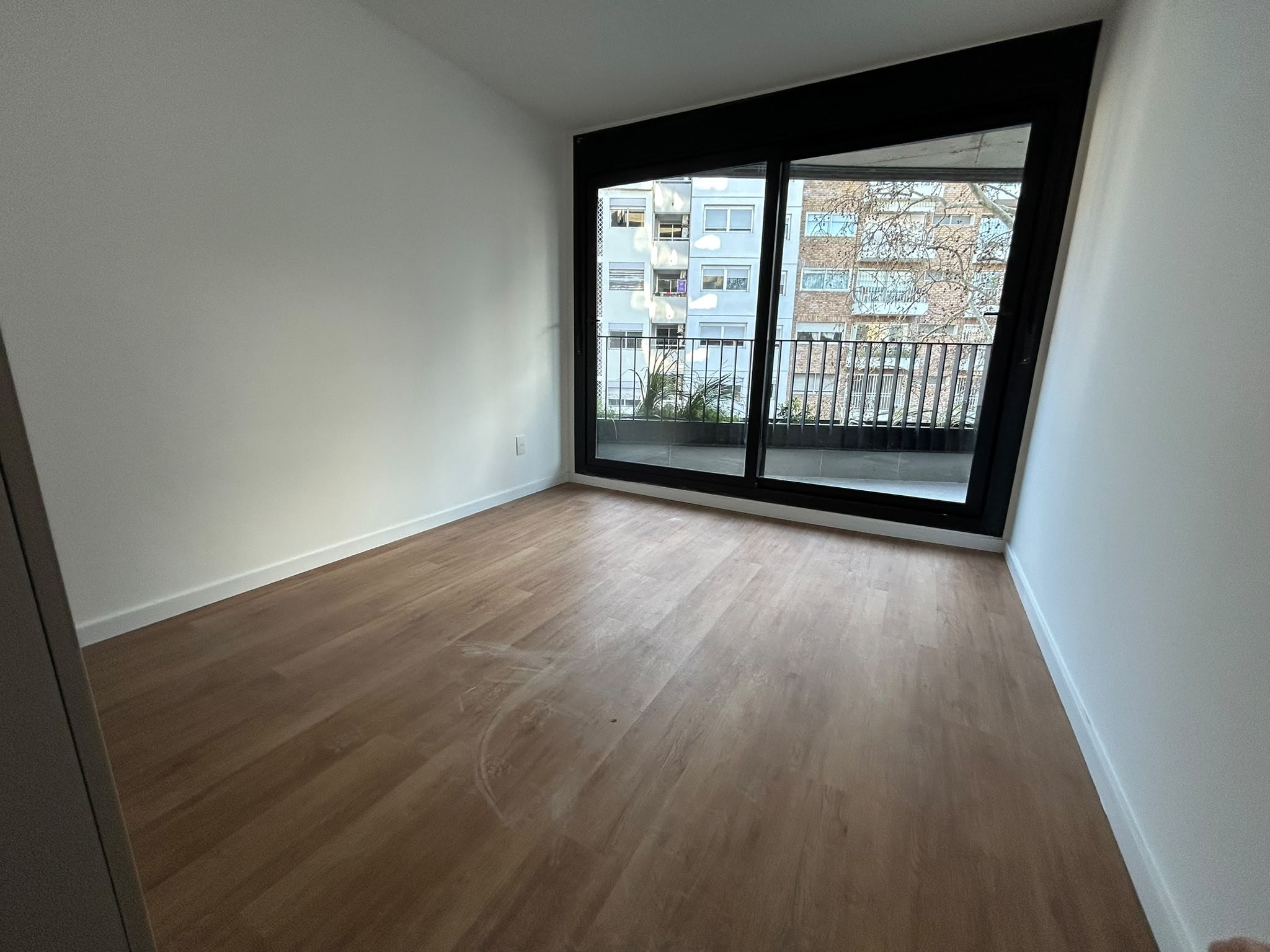 Alquiler apartamento 1 dormitorio terraza con parrillero propio Parque Rodo 21 de Setiembre · Foto 12