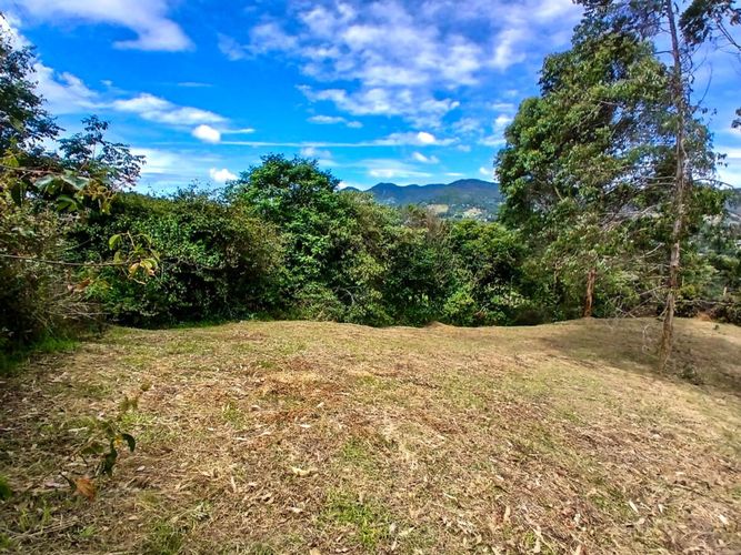 Lote en venta en La Ceja, 3932 m² · foto 13 de 15
