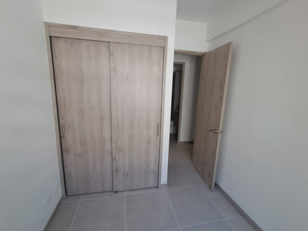 Apartamento en arriendo en El Poblado, Medellín · foto 4 de 12