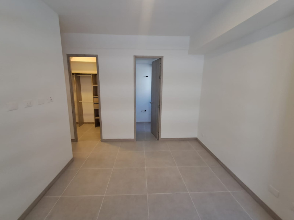 Apartamento en arriendo en El Poblado, Medellín · foto 9 de 12