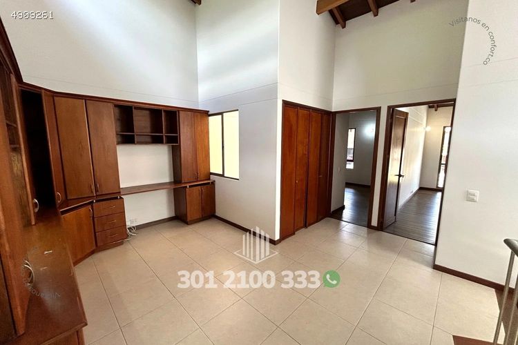 Casa de 3 alcobas en arriendo en San Lucas, Medellín, 218 m² · foto 18 de 24