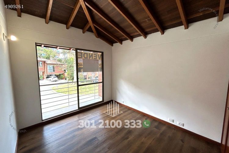Casa de 3 alcobas en arriendo en San Lucas, Medellín, 218 m² · foto 19 de 24
