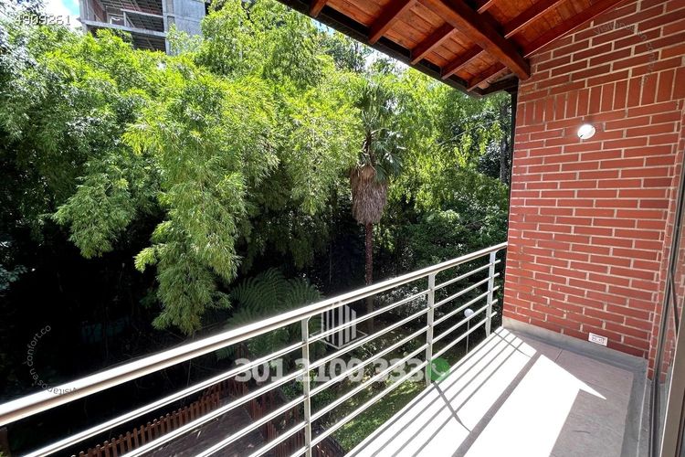 Casa de 3 alcobas en arriendo en San Lucas, Medellín, 218 m² · foto 21 de 24