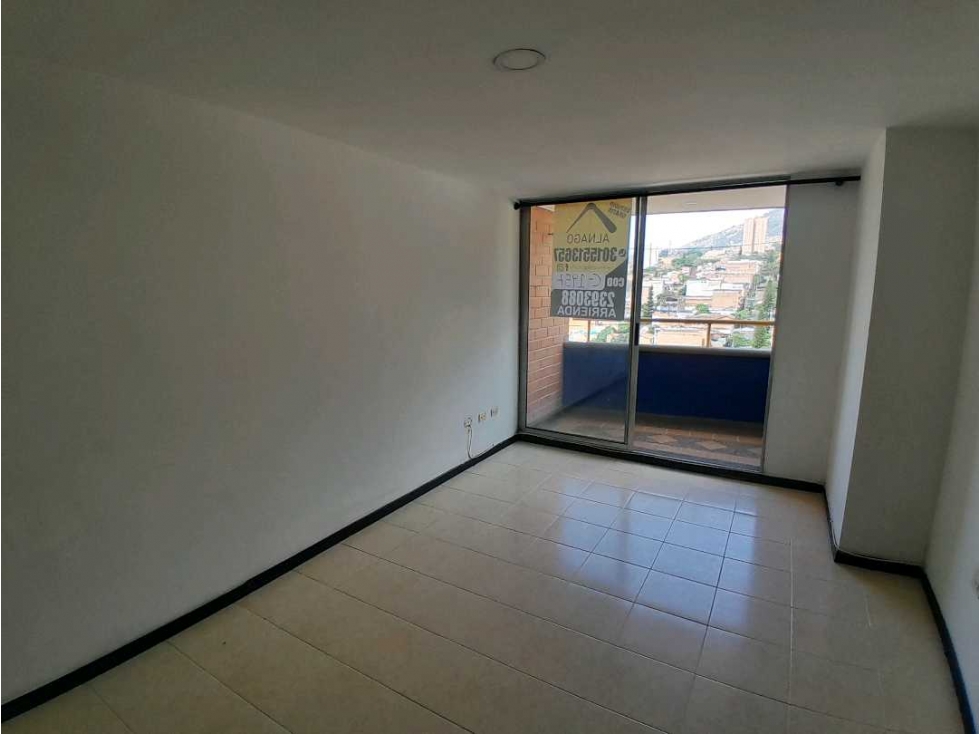 Apartamento en venta en Boston, Medellín · foto 7 de 24