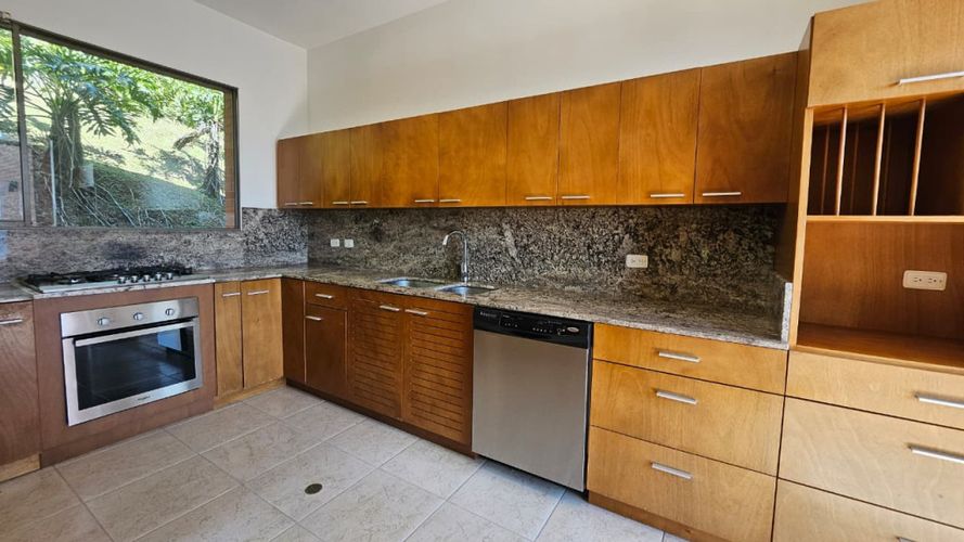 Casa de 3 alcobas en venta en Las Palmas, Envigado, 350 m² · foto 14 de 24