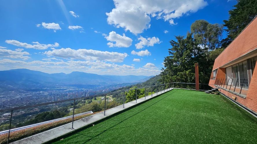 Casa de 3 alcobas en venta en Las Palmas, Envigado, 350 m² · foto 17 de 24