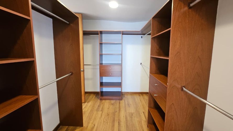Casa de 3 alcobas en venta en Las Palmas, Envigado, 350 m² · foto 21 de 24