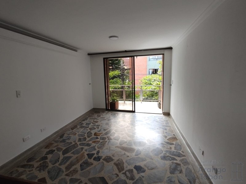 Apartamento en Arriendo en Laureles, Medellín
