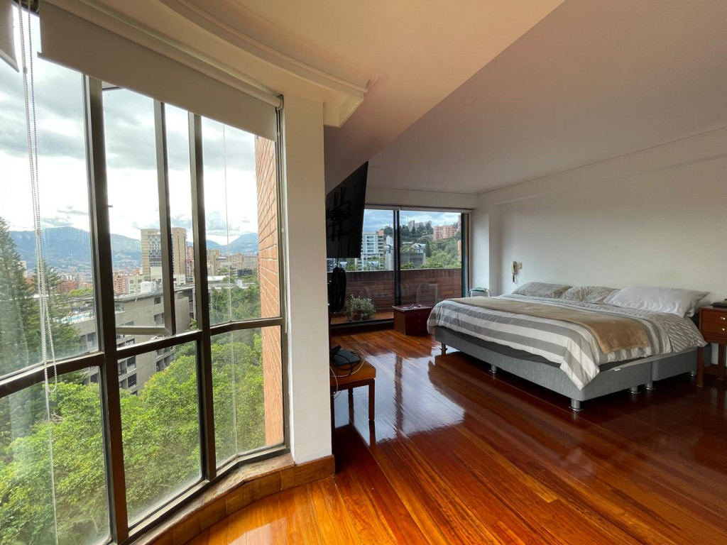 Apartamento en venta en El Poblado, Medellín · foto 14 de 24