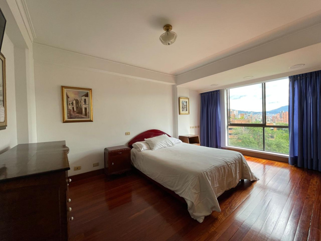 Apartamento en venta en El Poblado, Medellín · foto 17 de 24