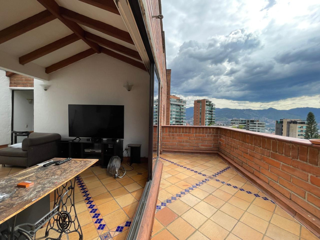 Apartamento en venta en El Poblado, Medellín · foto 23 de 24