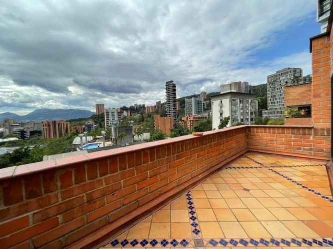 Apartamento en venta en El Poblado, Medellín · foto 24 de 24
