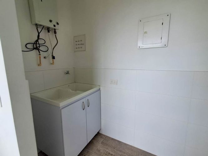 Apartamento de 2 alcobas en arriendo en Guayabito, Rionegro, 110 m² · foto 5 de 17
