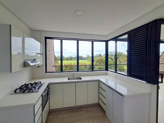 Apartamento de 2 alcobas en arriendo en Guayabito, Rionegro, 110 m² · foto 8 de 17