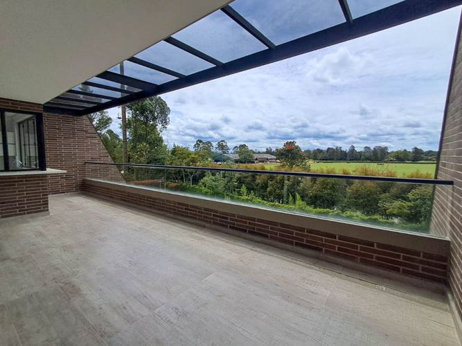 Apartamento de 2 alcobas en arriendo en Guayabito, Rionegro, 110 m² · foto 11 de 17