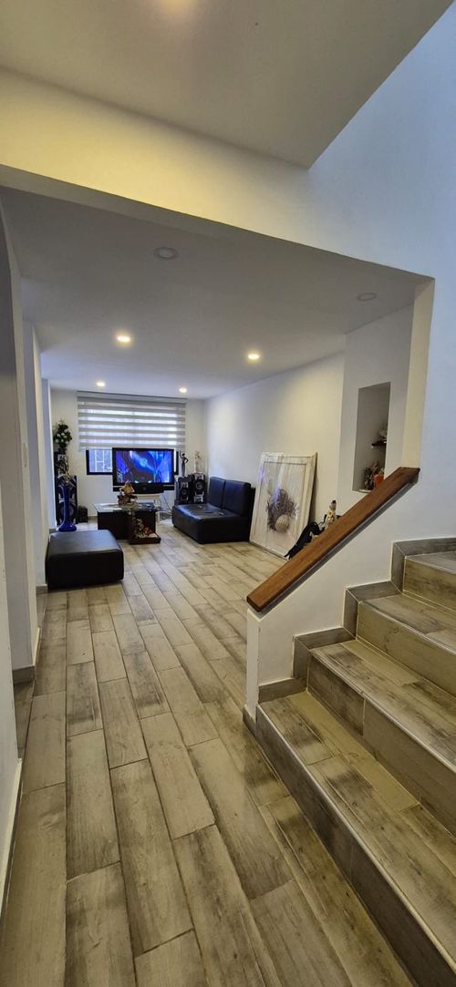 Casa en venta en Cedritos, Bogotá · foto 7 de 19