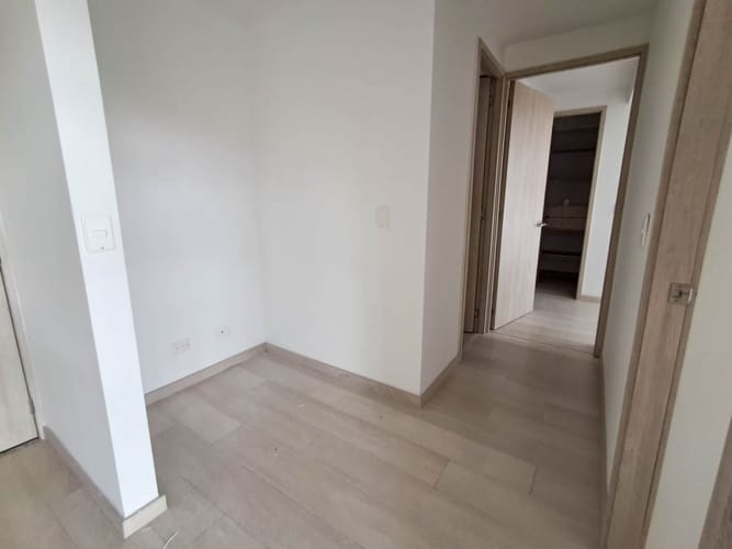 Apartamento de 2 alcobas en arriendo en Ub. Serranias, Rionegro, 66 m² · foto 8 de 11