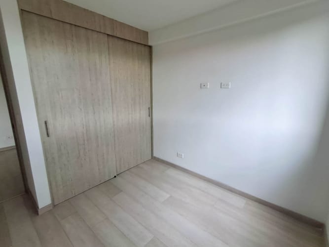 Apartamento de 2 alcobas en arriendo en Ub. Serranias, Rionegro, 66 m² · foto 10 de 11