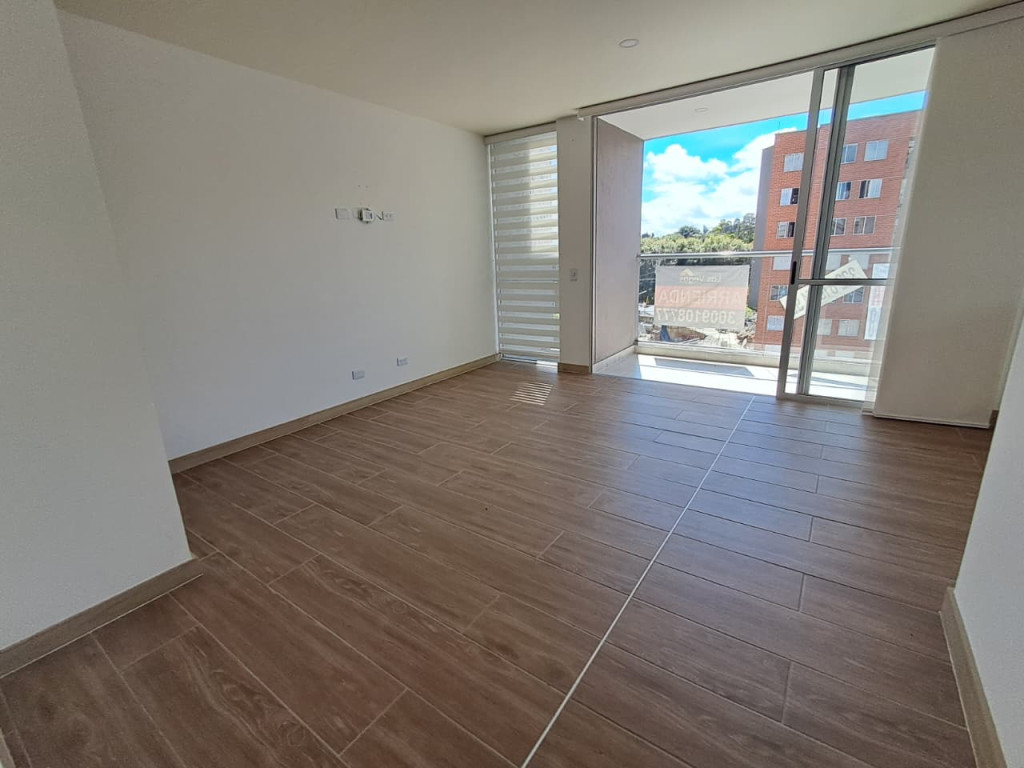 Apartamento en arriendo en Centro, Rionegro · foto 3 de 15