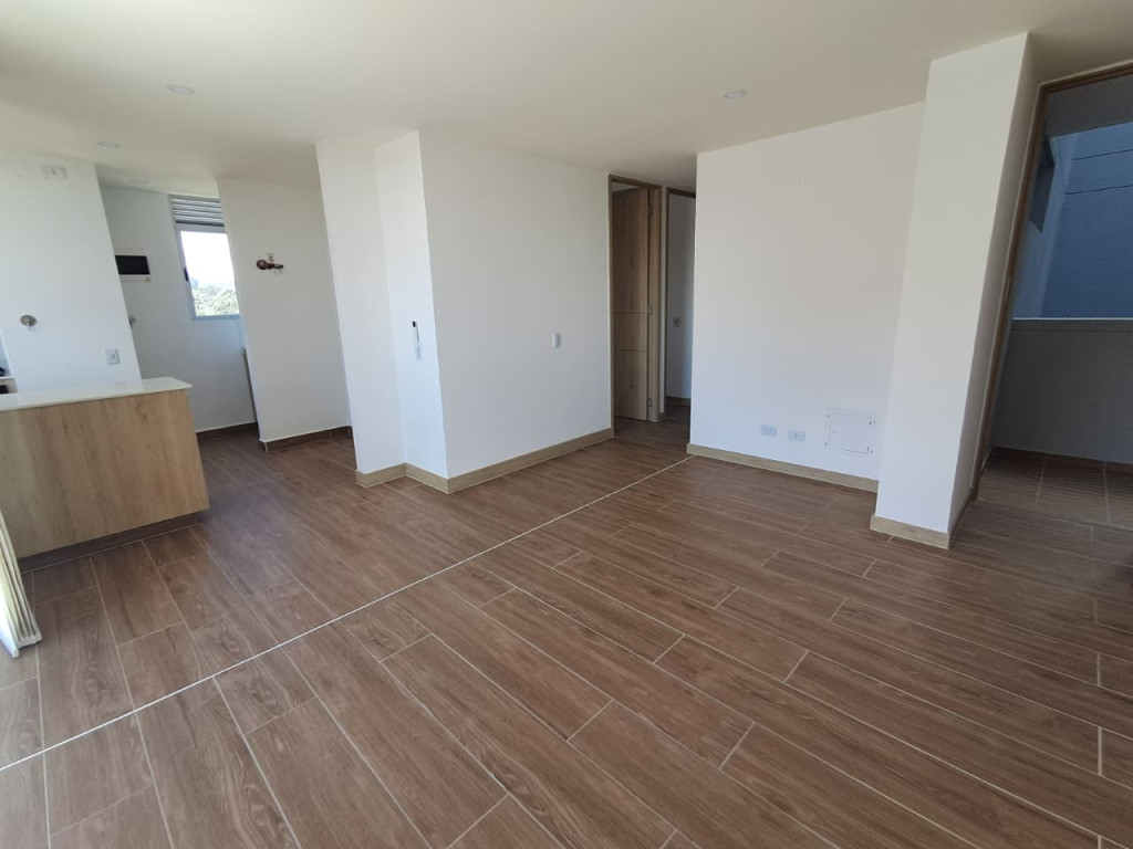 Apartamento en arriendo en Centro, Rionegro · foto 5 de 15