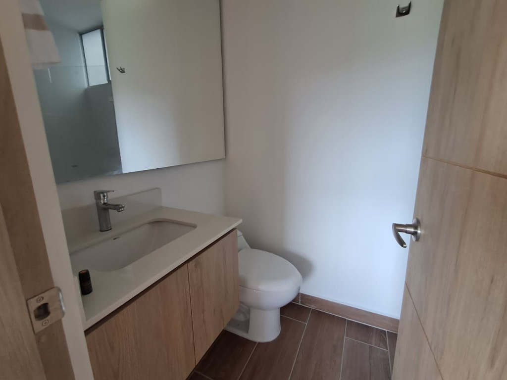 Apartamento en arriendo en Centro, Rionegro · foto 7 de 15