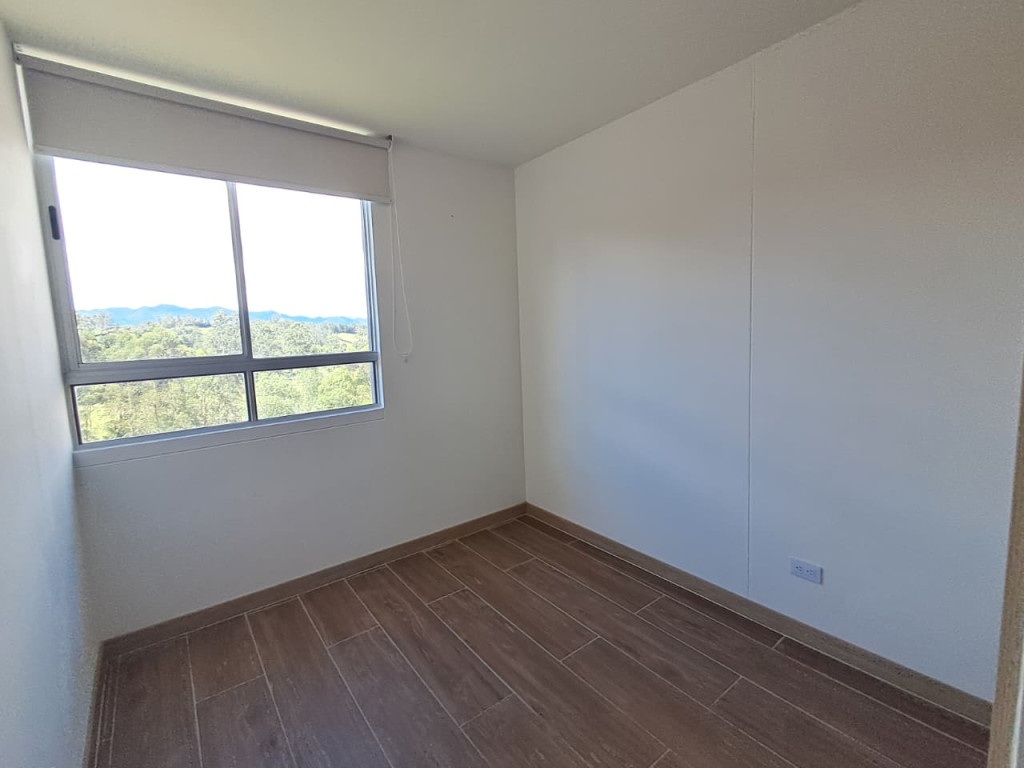 Apartamento en arriendo en Centro, Rionegro · foto 10 de 15