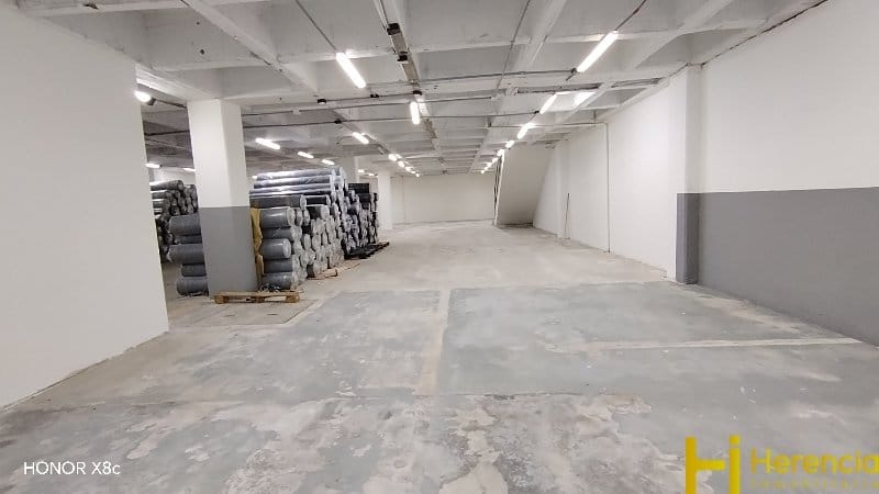 Bodega en arriendo en Viviendas Del Sur, Itagüí, 400 m² · foto 2 de 10