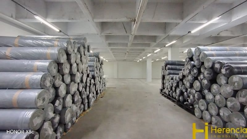 Bodega en arriendo en Viviendas Del Sur, Itagüí, 400 m² · foto 5 de 10