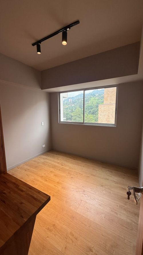 Apartamento de 3 alcobas en venta en Mayorca, Sabaneta, 84 m² · foto 16 de 19