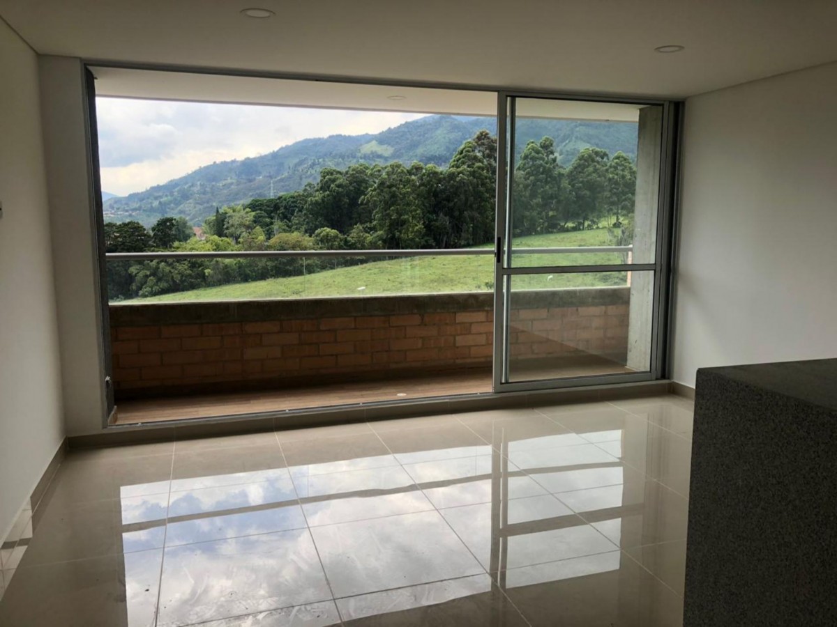 Apartamento en venta en La Ferreria, La Estrella · foto 6 de 18