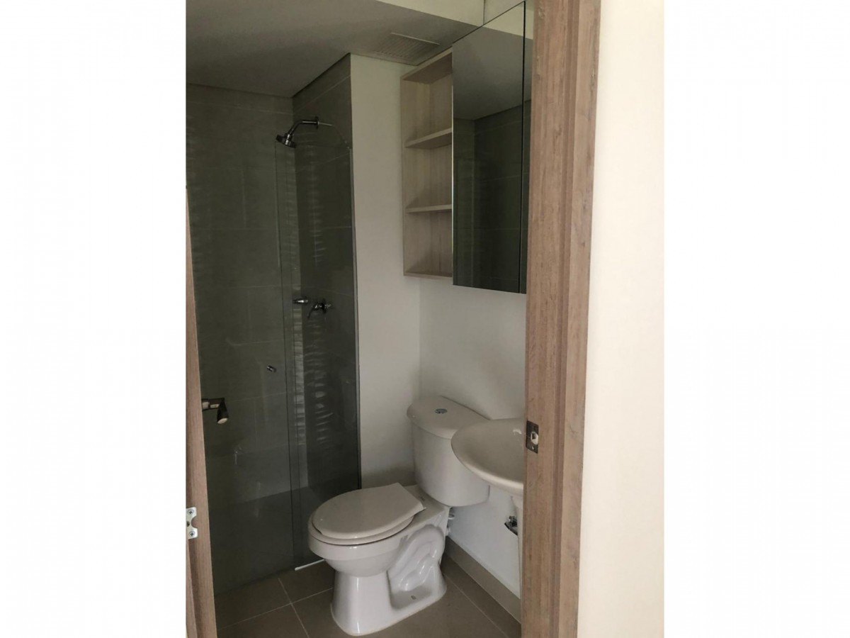 Apartamento en venta en La Ferreria, La Estrella · foto 11 de 18